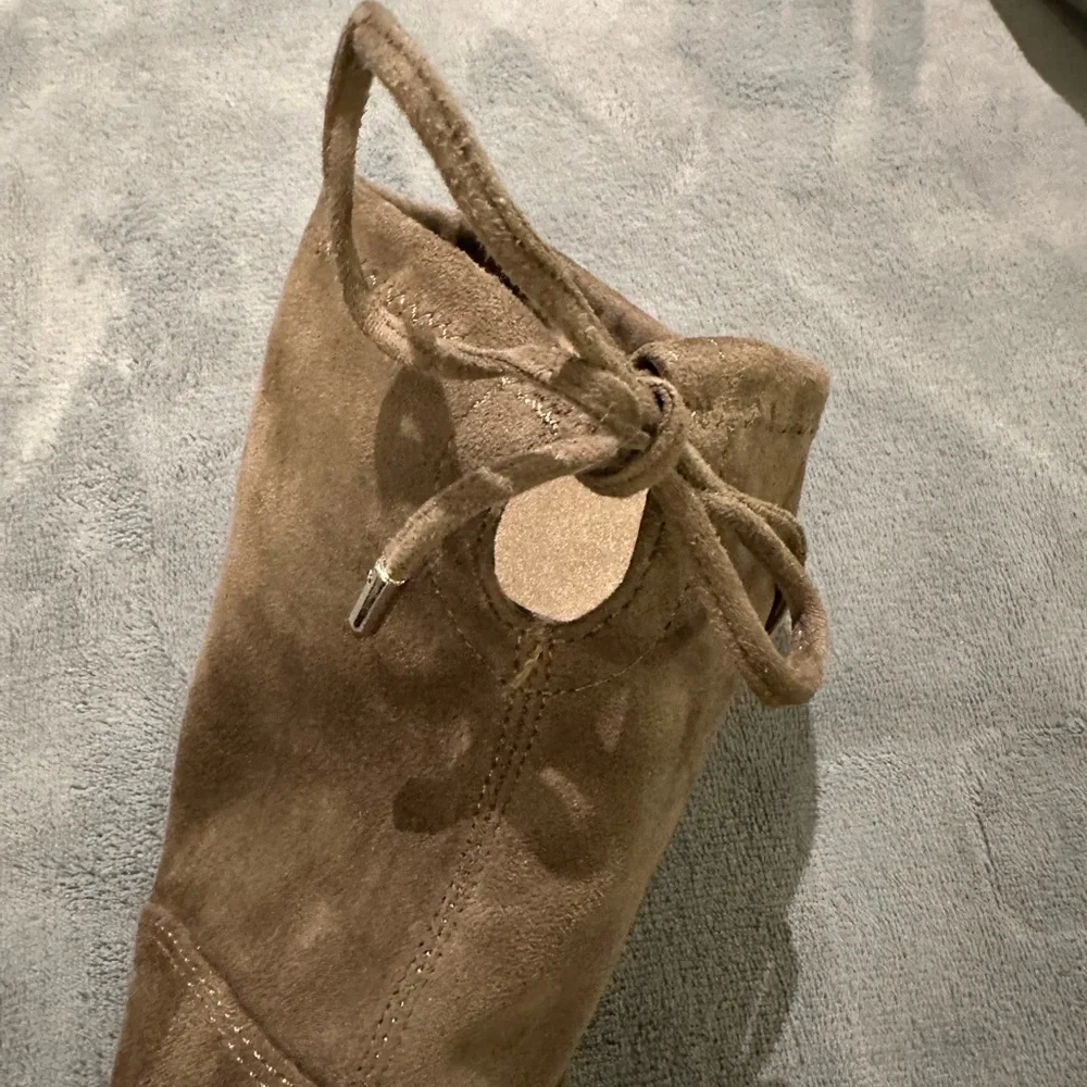 Marc Fisher 20 inch high over the knee brown suede boots size 6.5